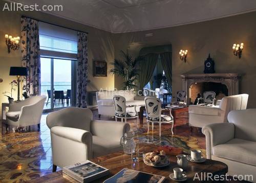 L'Albergo della Regina Isabella 80